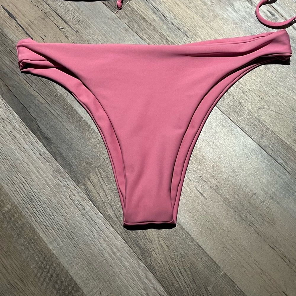 Skatie Bikini Dylan Bottoms